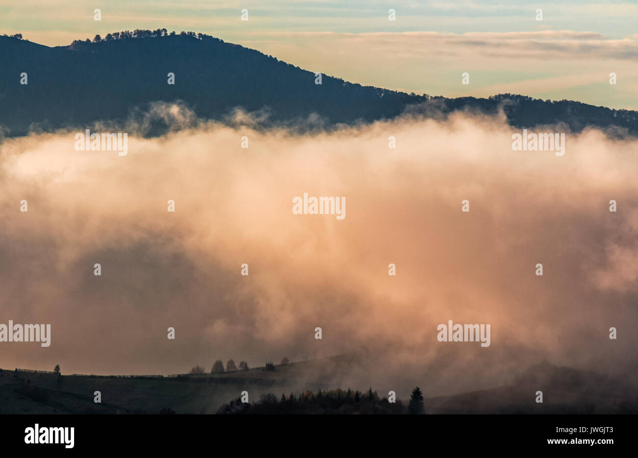 Huge smoke cloud hi-res stock photography and images - Alamy
