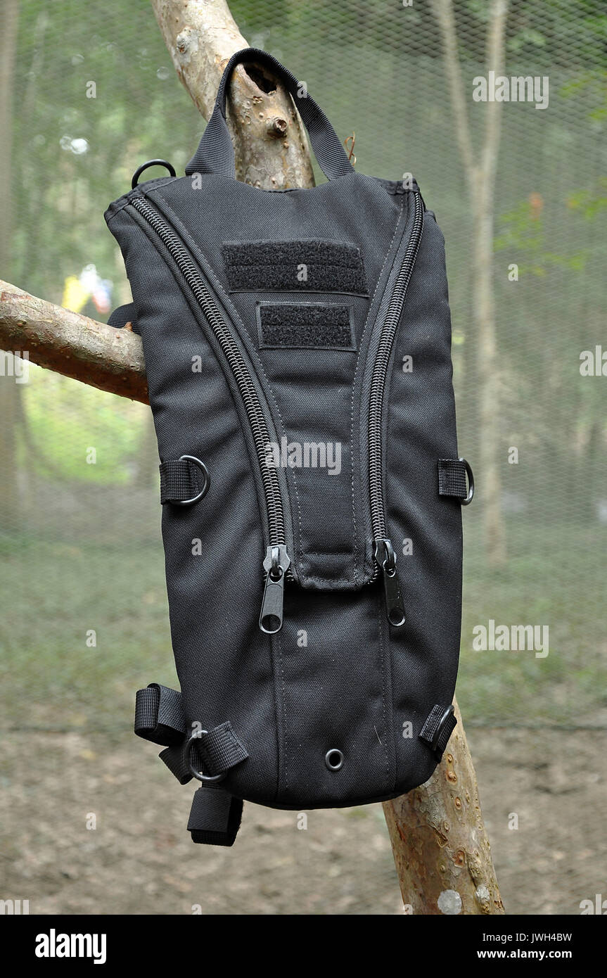 The Camelback hydration system or camel bag is backpack containing drinking  water. The wearer is able to suck out the water from a tube, keeping their  Stock Photo - Alamy
