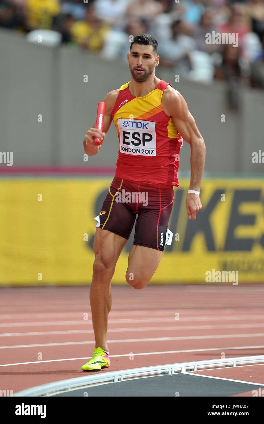Lonodn, UK. 12 Aug, 2017. Samuel Garcia (ESP) in the mens 4 x 400m relay. IAAF world athletics championships. London Olympic stadium. Queen Elizabeth Olympic park. Stratford. London. UK. 12/08/2017. Credit: Sport In Pictures/Alamy Live News Stock Photo
