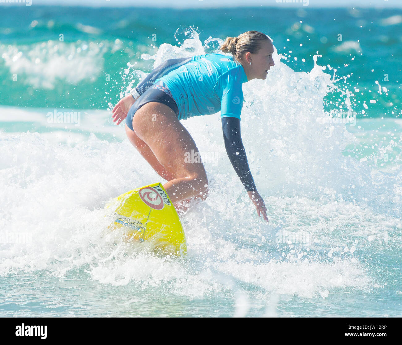 Newquay, UK. 10th Aug, 2017. Ella Williams from NZ powers to victory Quicksilver as female champion 2017 Boardmasters music and surf festival Fistral beach, Newquay, Cornwall, UK. 12th August, 2017. Credit: Robert Taylor/Alamy Live News Stock Photo