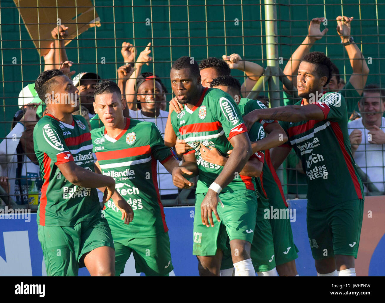 Marathon S Players Jubilate A Goal Against Platense During Their Stock Photo Alamy