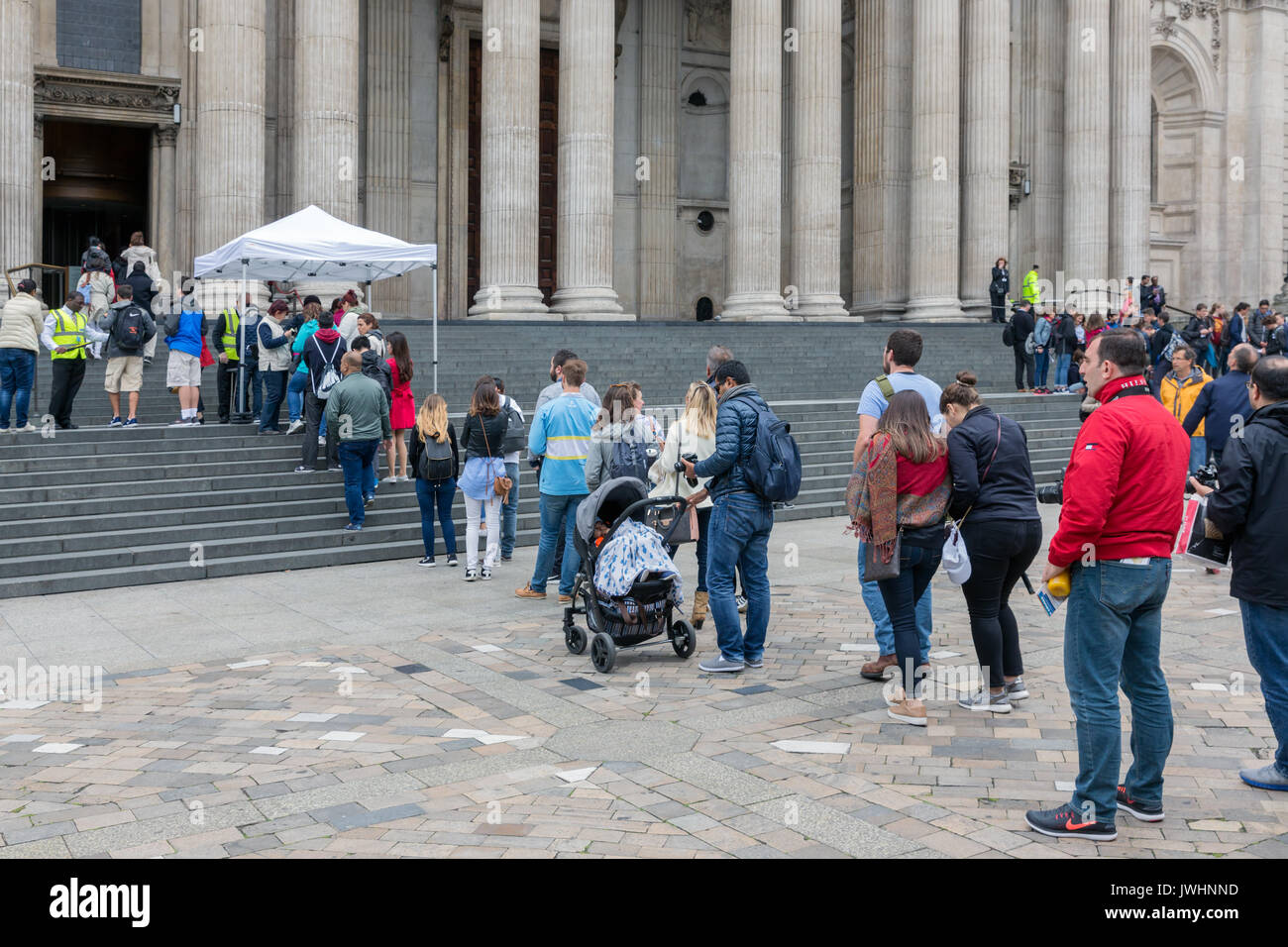 Staircase st pauls cathedral in hi-res stock photography and images - Alamy