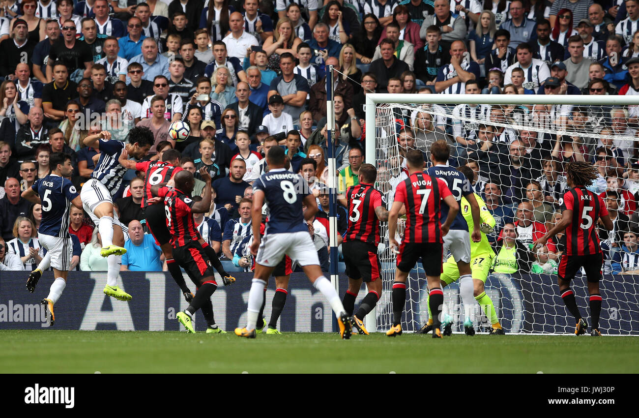 West Bromwich Albion's Ahmed Hegazy scores his side's first goal of the game during the Premier League match at The Hawthorns, West Bromwich. Stock Photo