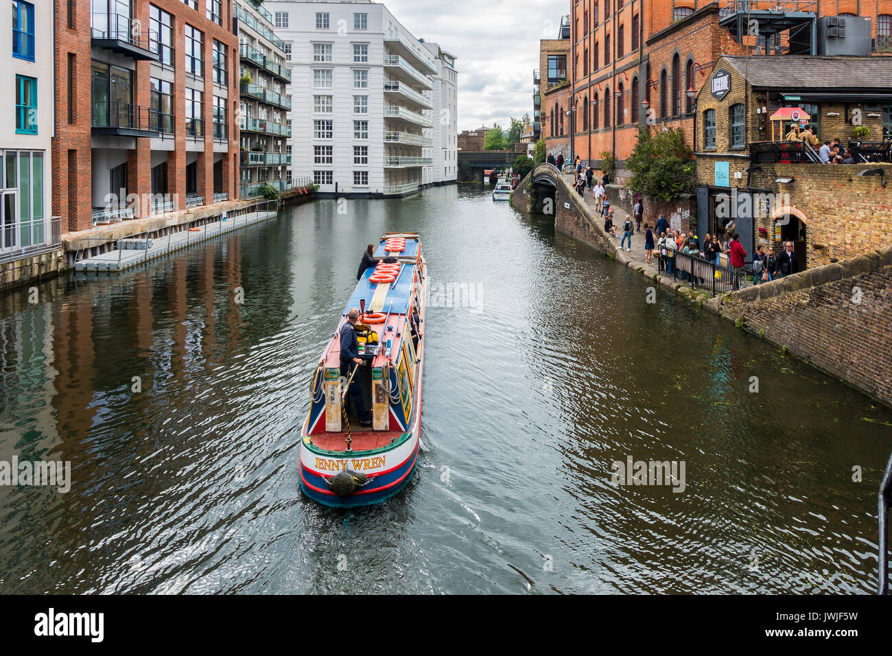 Narrow Boat,Jenny Wren,Regents Canal,Camden,London,England,UK Stock Photo