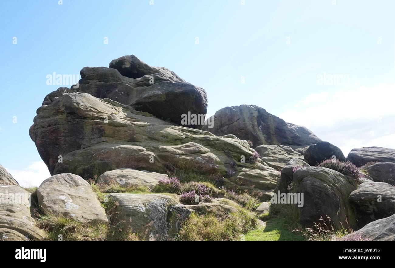 Froggatt edge peak district hi-res stock photography and images - Alamy