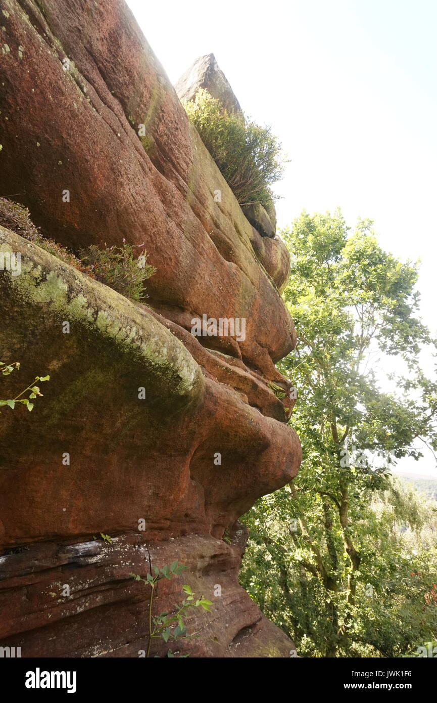 Gritstone rocks at the top of Froggatt Edge, Peak District National ...