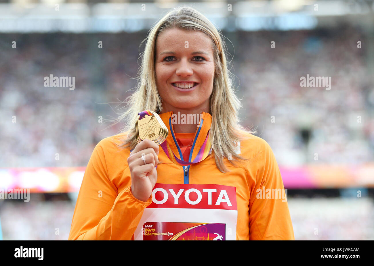 Netherland's Dafne Schippers celebrates with the gold medal on the podium for the Womens 200m Final during day nine of the 2017 IAAF World Championships at the London Stadium. PRESS ASSOCIATION Photo. Picture date: Saturday August 12, 2017. See PA story ATHLETICS World. Photo credit should read: Jonathan Brady/PA Wire. Stock Photo