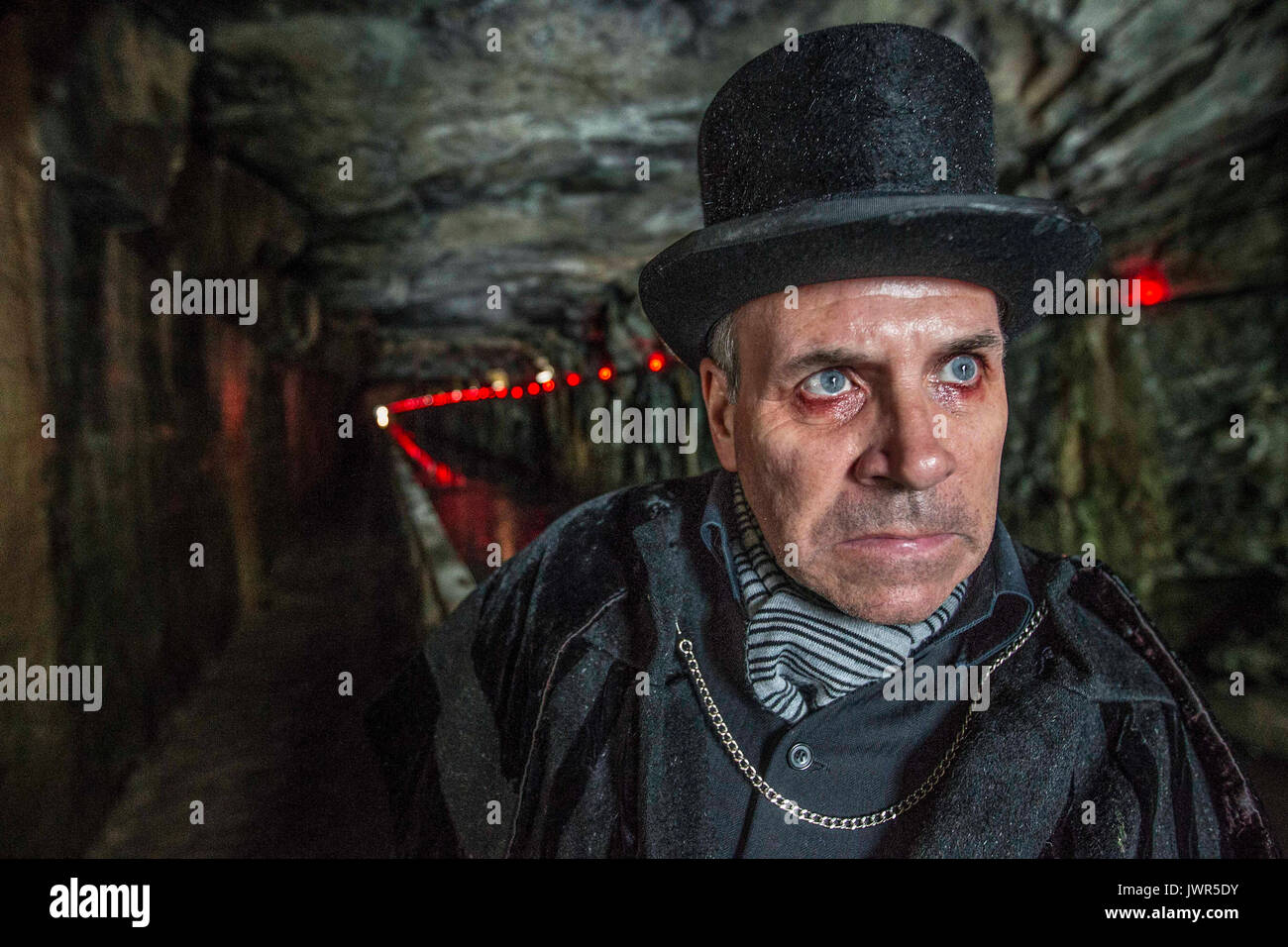 Actor dressed as graverobber Burke in Falkirk Tunnel Stock Photo Alamy
