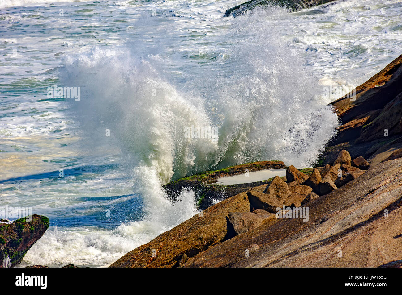 Beach rock waves during storm hi-res stock photography and images - Alamy