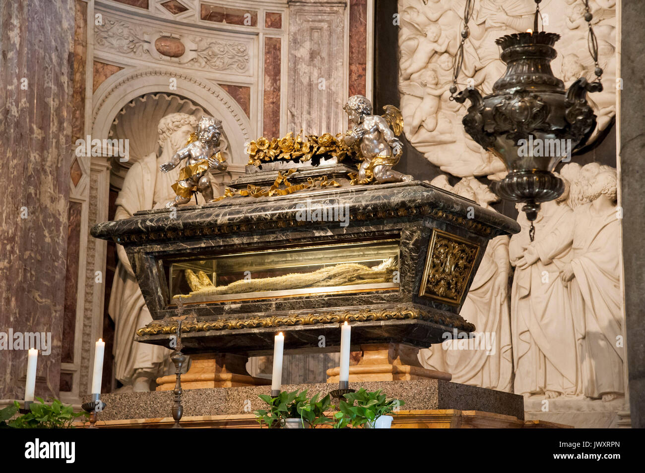 Tomb of San Ranieri Scacceri (Saint Rainerius) in Romanesque Cattedrale ...