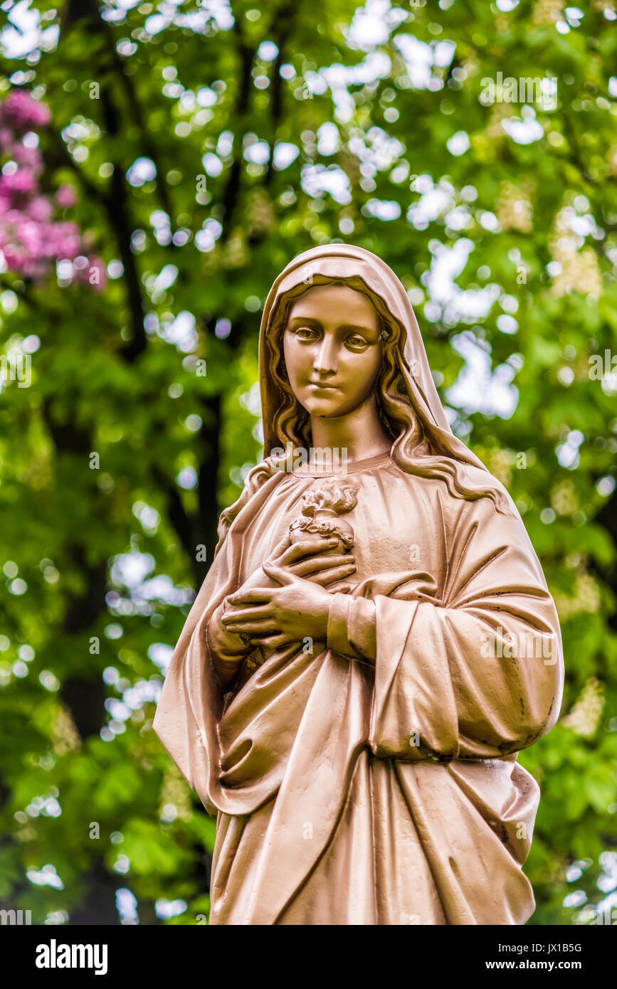 Statue of mary may flowers hires stock photography and images Alamy