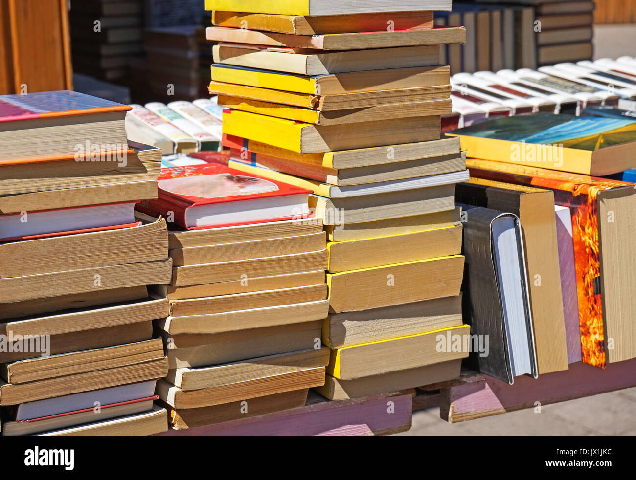 Old books for sale outdoor Stock Photo Alamy