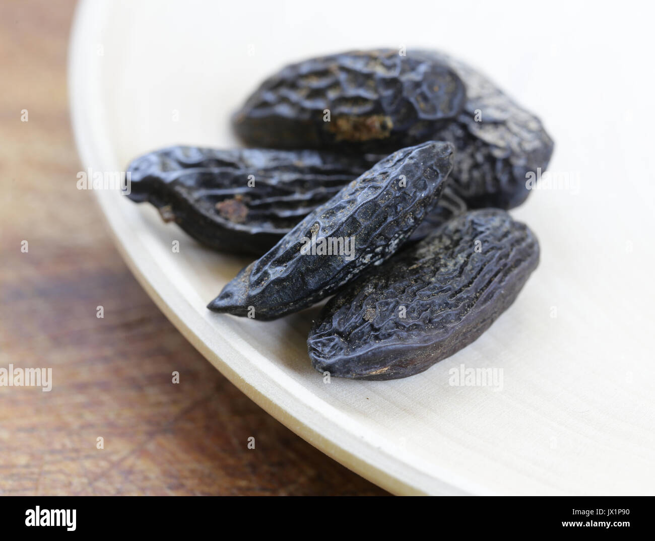 fragrant tonka beans, for baking and desserts Stock Photo Alamy