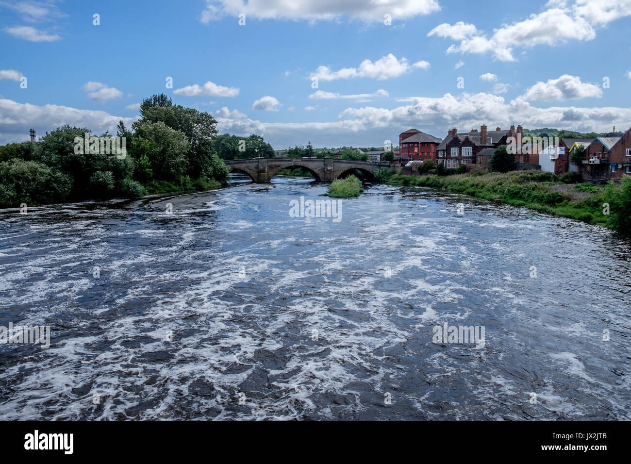 The weir in Castleford Town centre Stock Photo Alamy