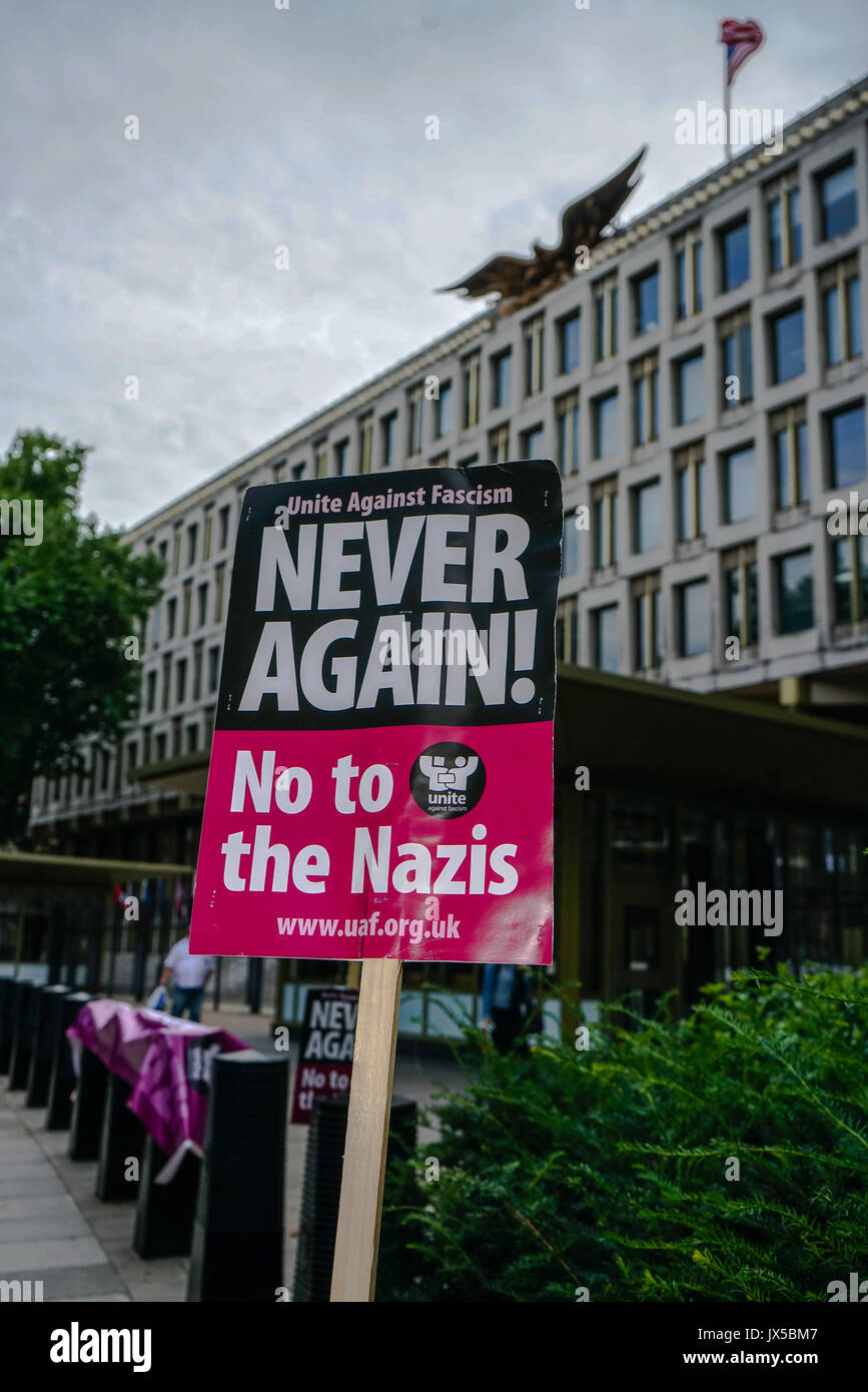 US Embassy: London, UK. 14th August, 2017. Supporters of Unite Against Fascism holding a vigil outside the US embassy in solidarity with anti-fascists in Charlottesville, Virginia, and in memory of Heather Heyer who was killed during an attack on anti-fascists there by a white supremacist. Credit: See Li/Alamy Live News Stock Photo