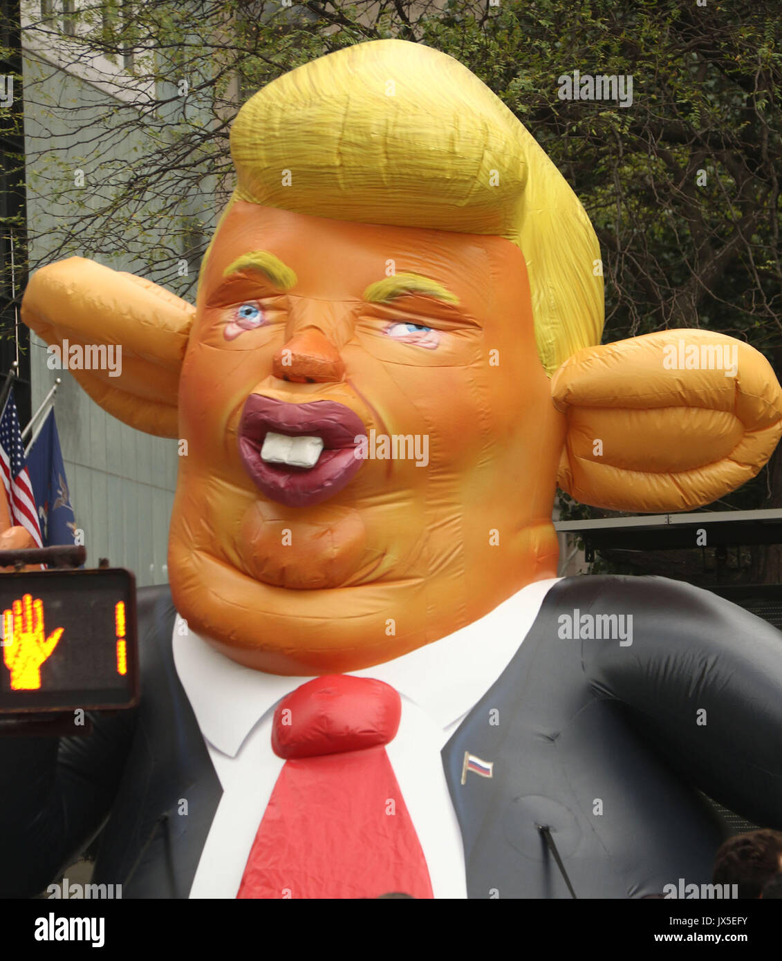 New York, New York, USA. 14th Aug, 2017. A view of the TRUMP RAT ahead the President's arrival to Trump Tower. Credit: Nancy Kaszerman/ZUMA Wire/Alamy Live News Stock Photo