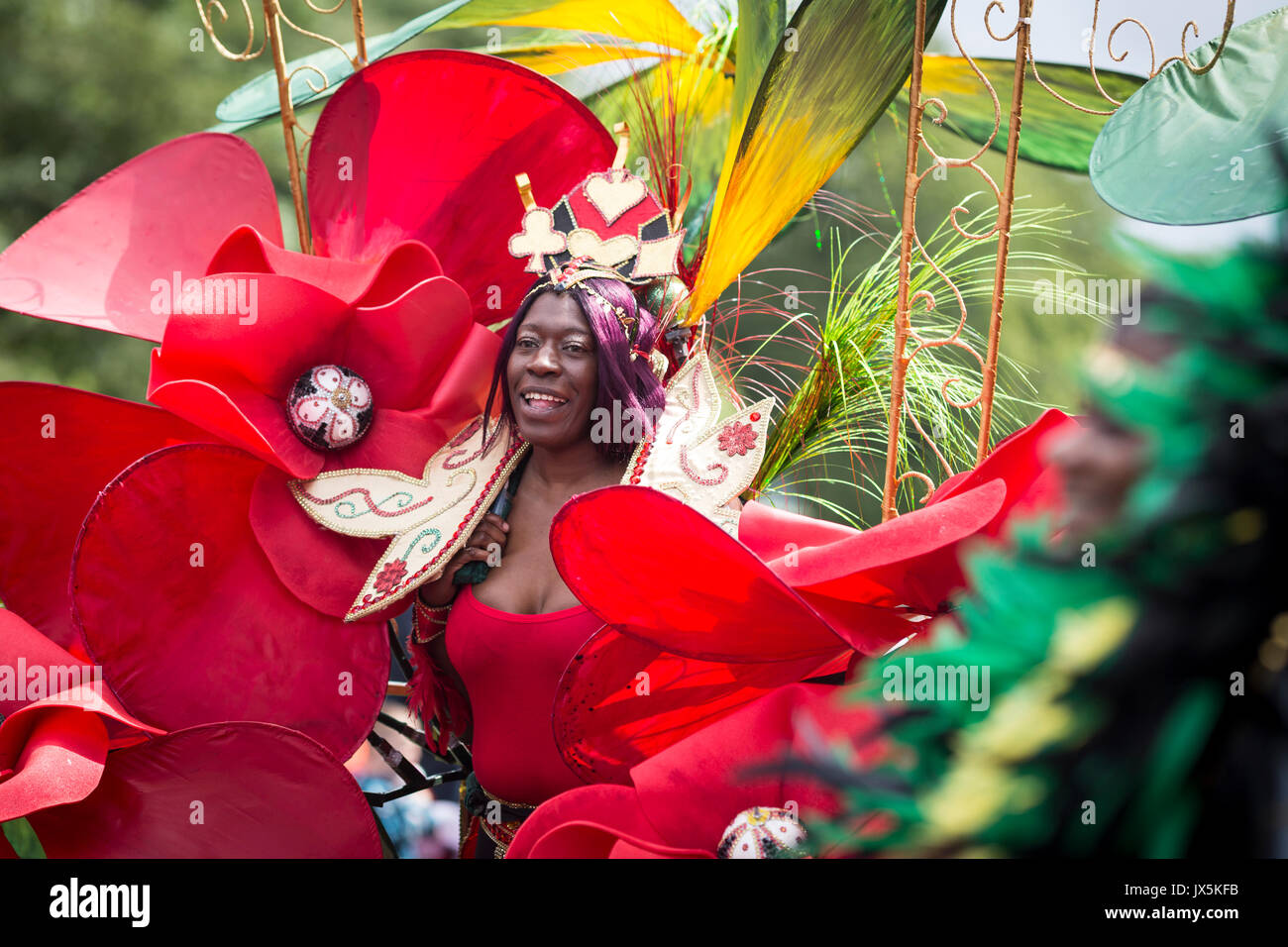 Dancing caribbean costumes hi-res stock photography and images - Alamy