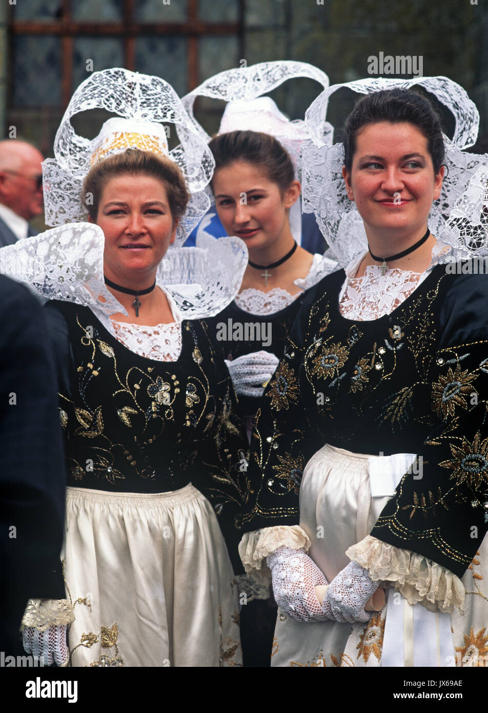 Traditional Breton Costumes Hi res Stock Photography And Images Alamy Traditional Breton Costumes Hi res Stock Photography And Images Alamy