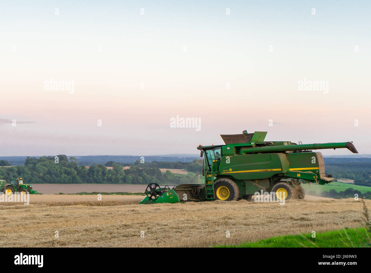 Combine harvester at work uk hires stock photography and images Alamy