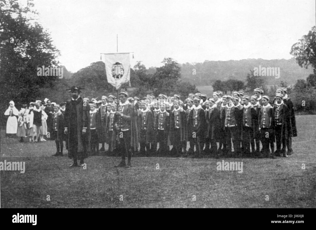 Warwick School boys 1906 pageant Stock Photo