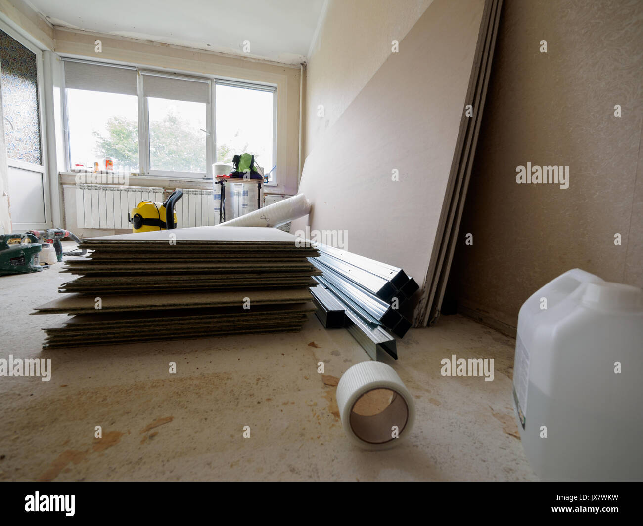 Building materials gypsum hi-res stock photography and images - Alamy