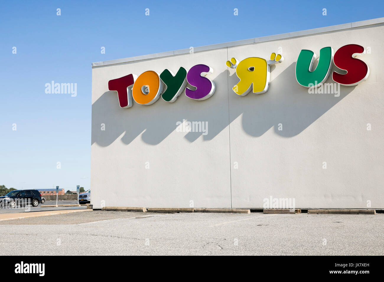thumbnail image 2 of Extra Large 9" Wide Light Up Toys R Us Decoration Sign – Yellow, USA Made 2 of 6