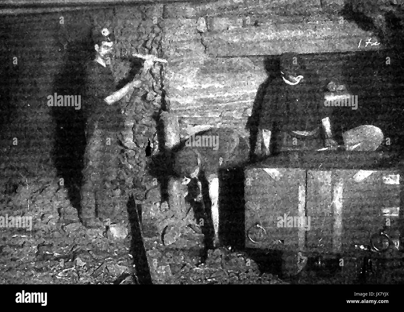 Miners working at the coalface in a northern England mine -1920 Stock Photo