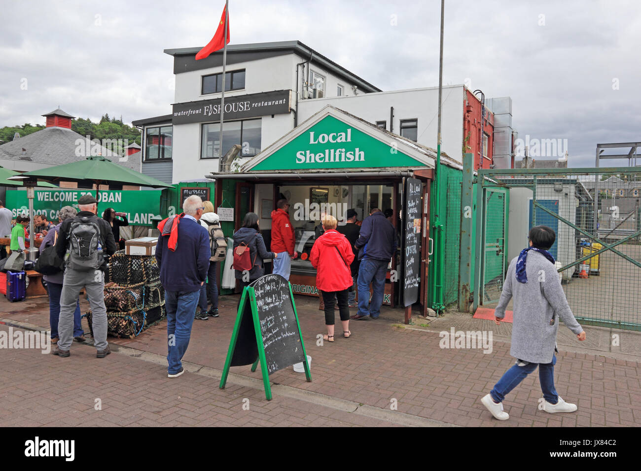 Local Shellfish stall at Ferry Terminal, Oban, Scotland Stock Photo