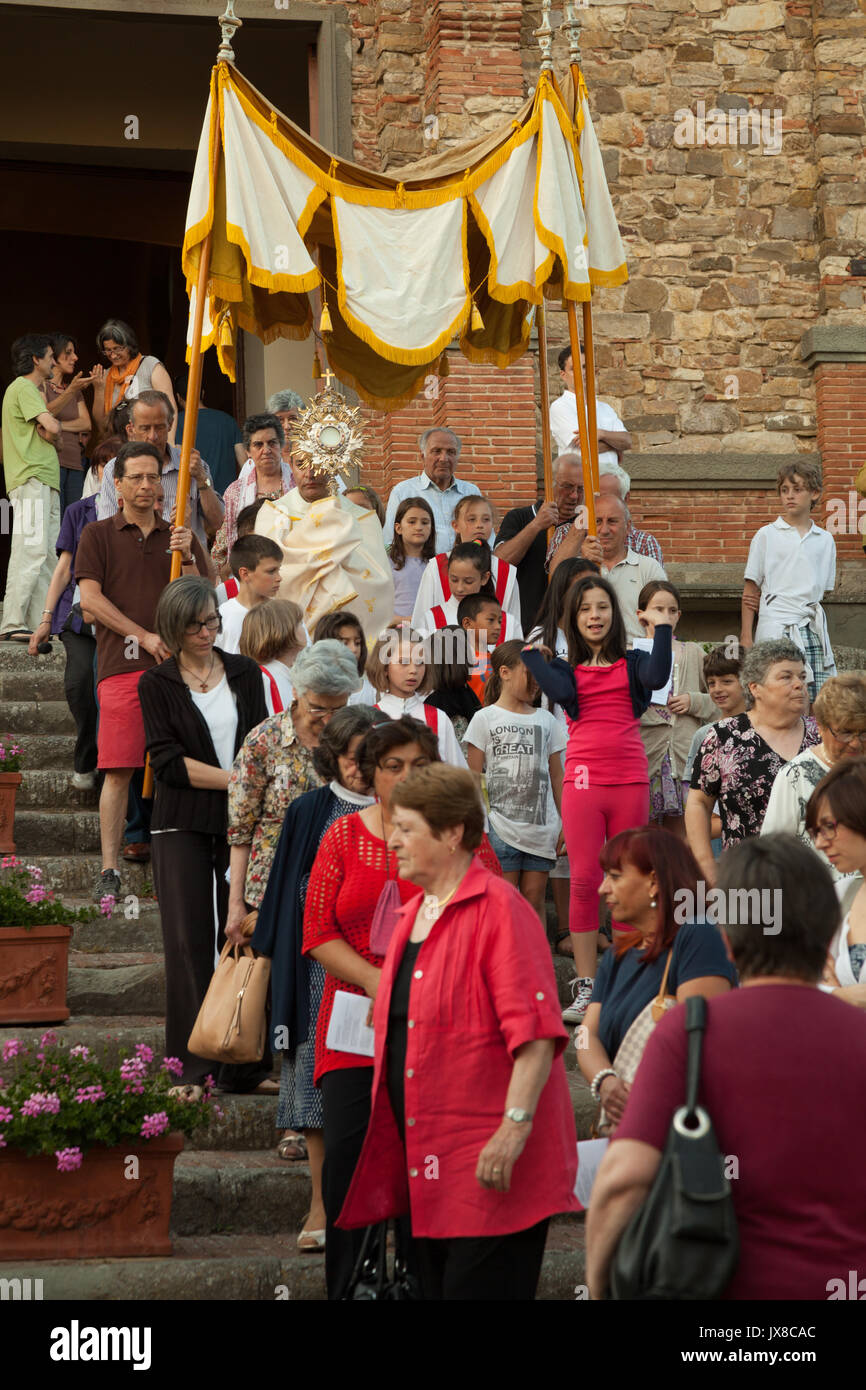 First holy communion italy hi-res stock photography and images - Alamy