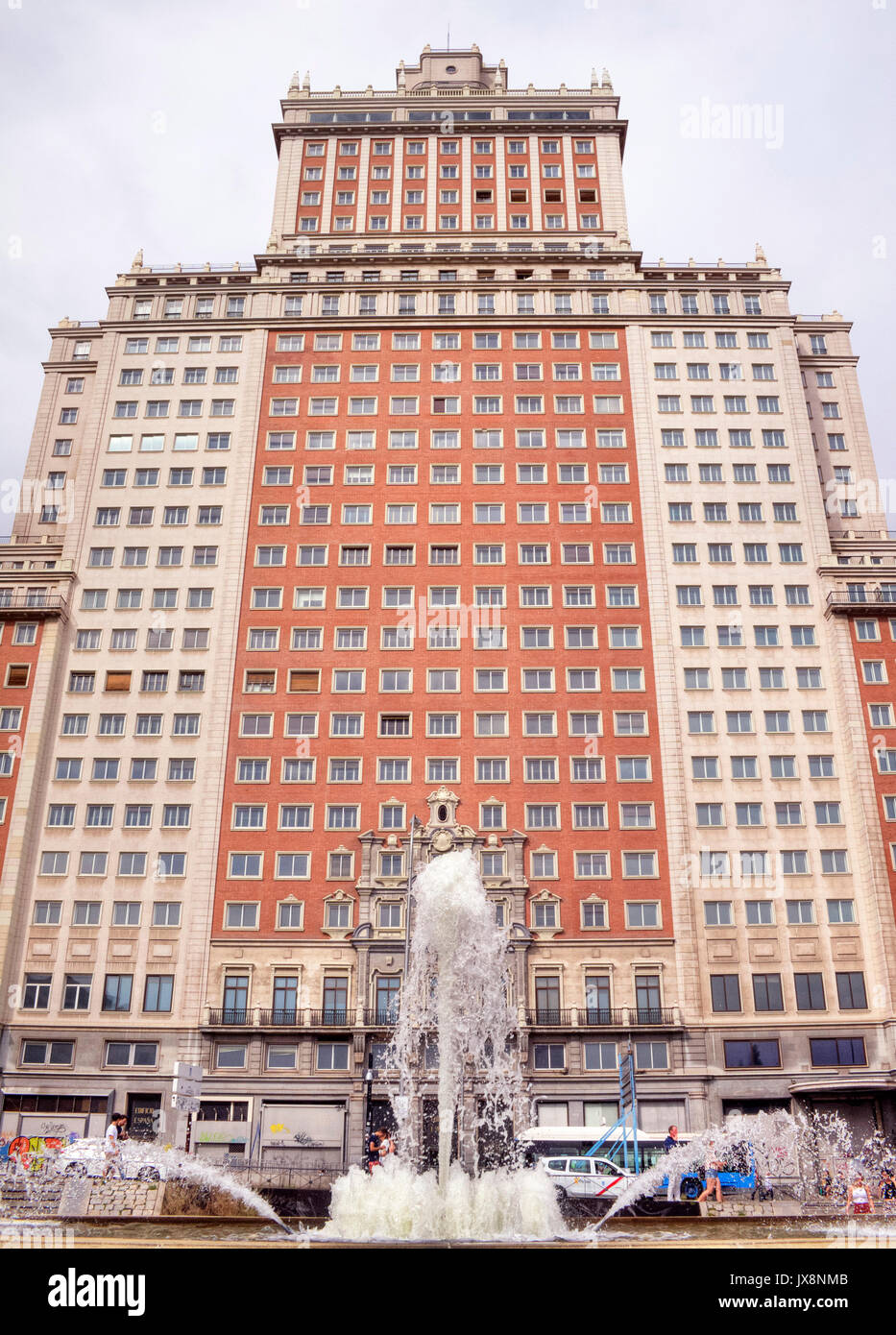 Edificio España en la Plaza de España. Madrid. España Stock Photo