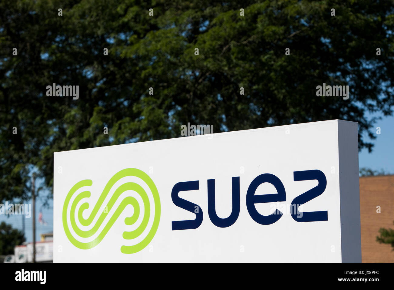 A logo sign outside of a facility occupied by SUEZ Water Resources Inc., in Harrisburg, Pennsylvania on July 30, 2017. Stock Photo