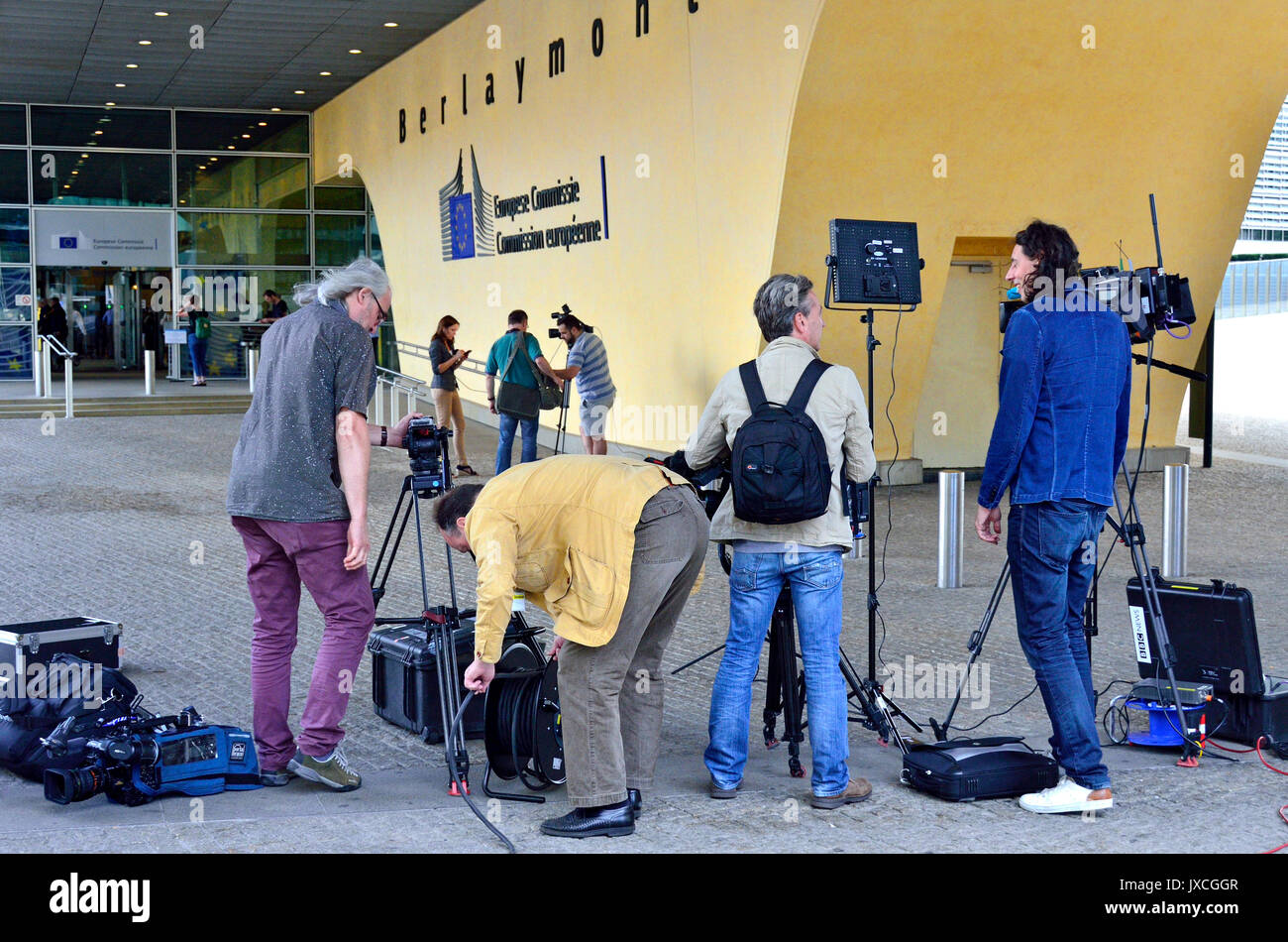 Brussels, Belgium. European Commission Berlaymont building. TV crews waiting by the entrance Stock Photo