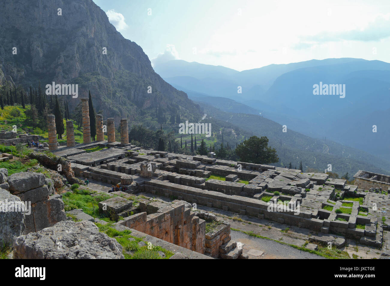 Mountains ruins hi-res stock photography and images - Alamy
