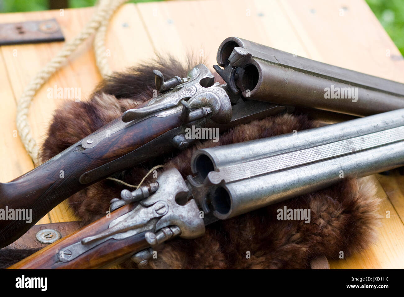 double-barreled old shotgun Stock Photo - Alamy