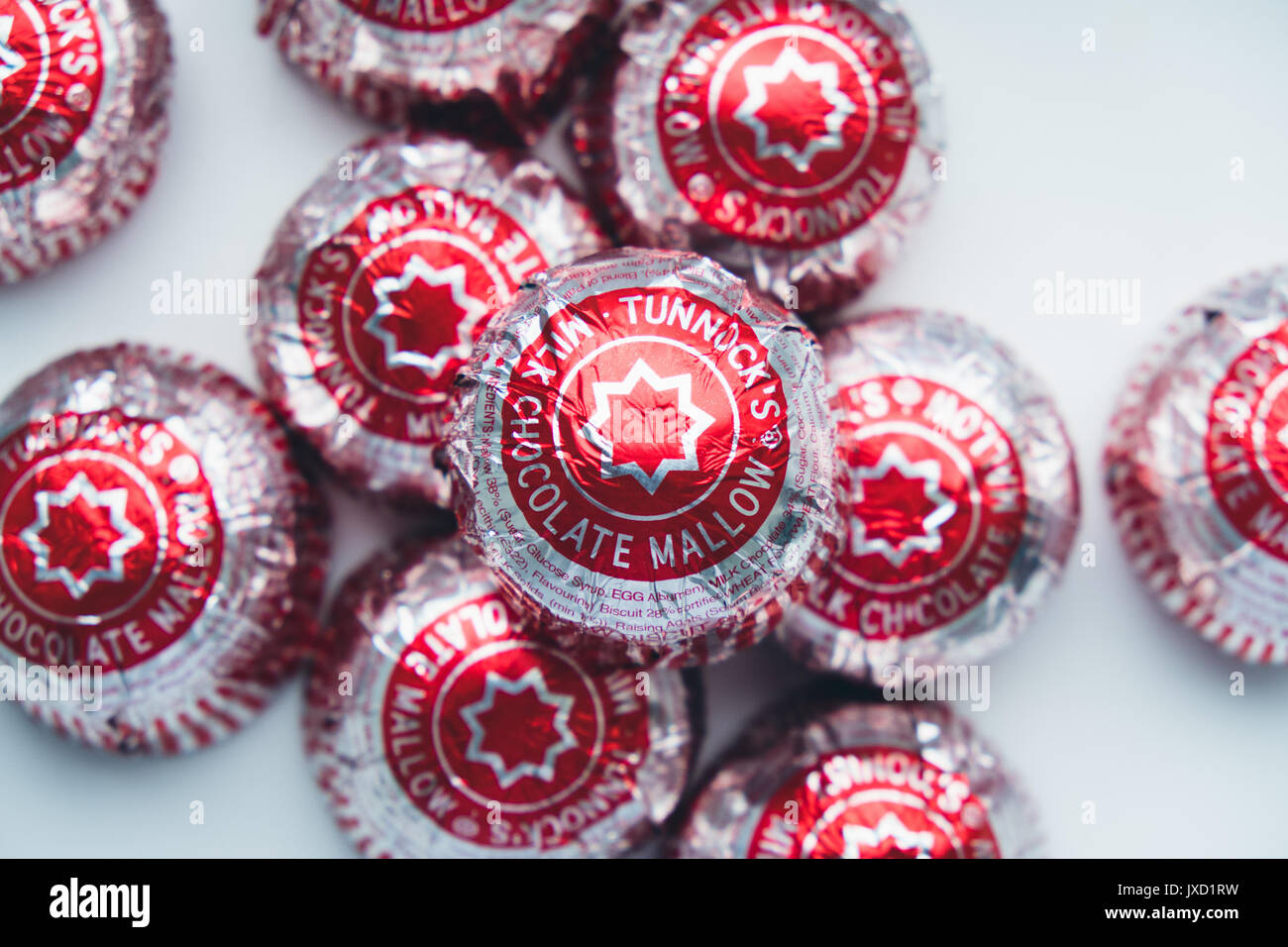 Tunnocks tea cake hires stock photography and images Alamy