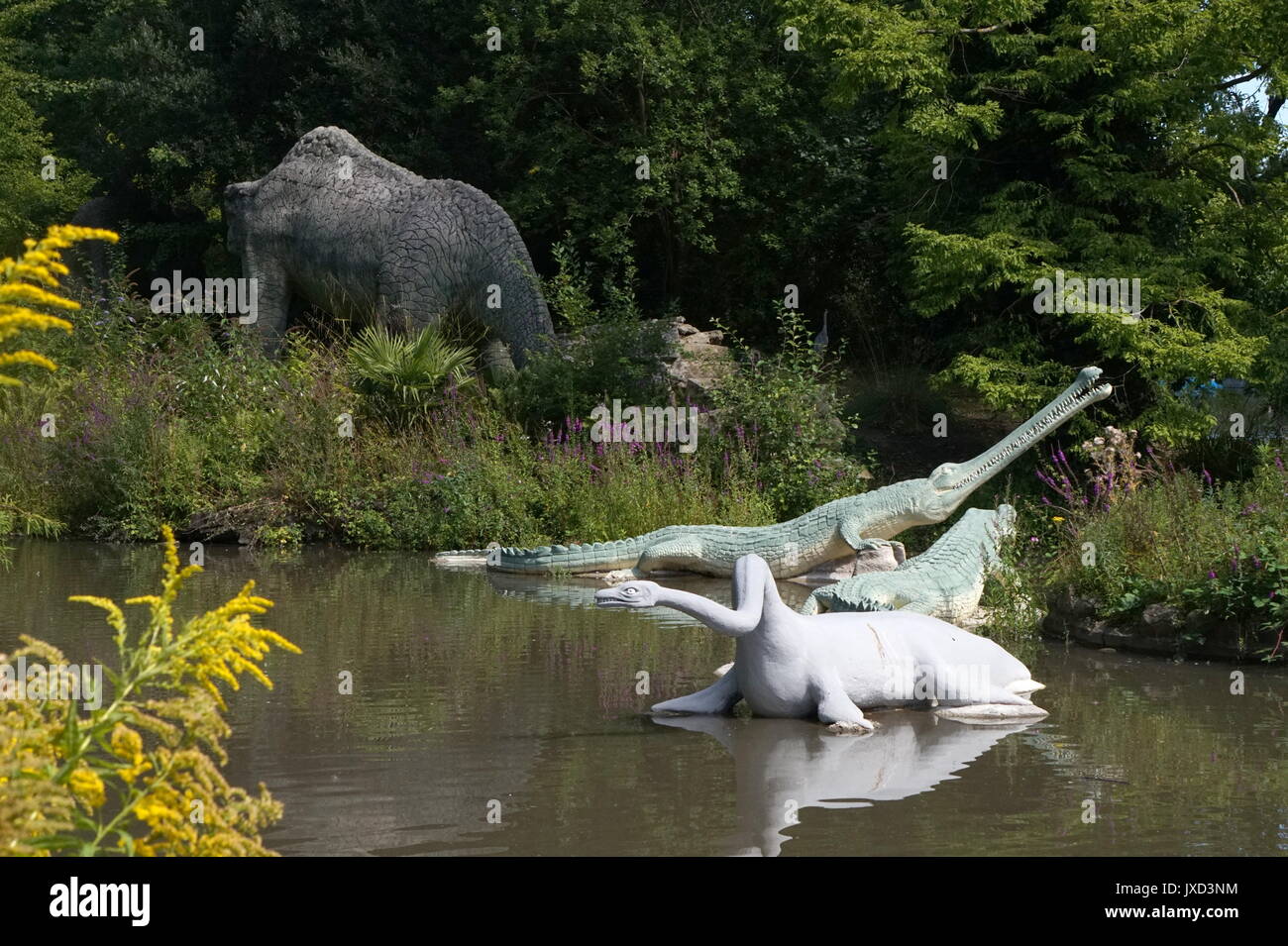 Dinosaurs at Crystal Palace Park, London Stock Photo - Alamy