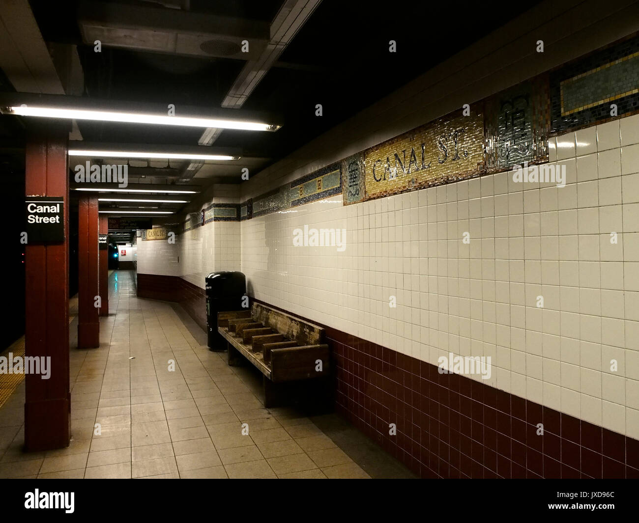 Canal street station in New York Stock Photo - Alamy