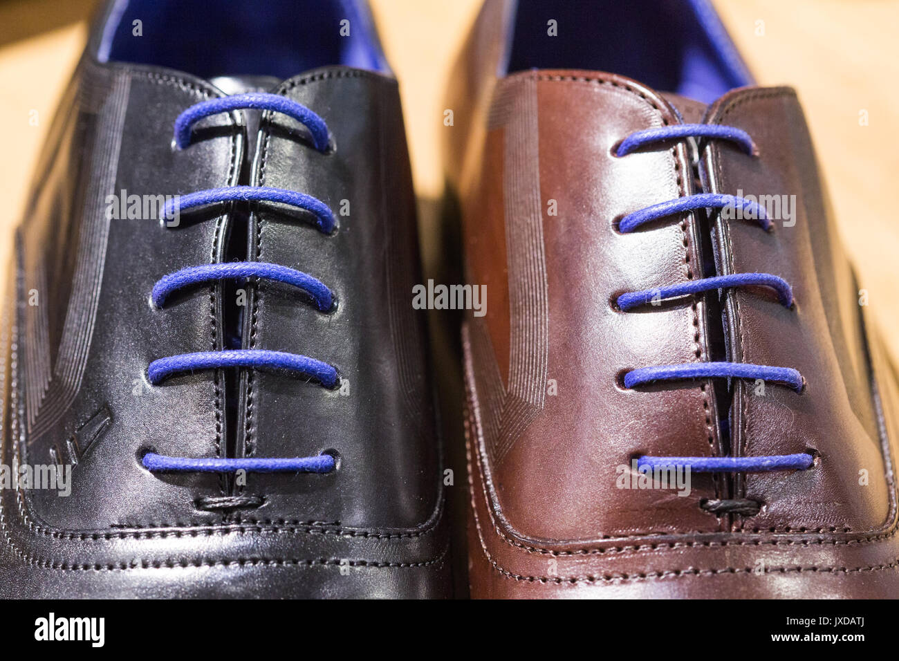 Men's Luxury Black Brown Business Wedding Office Lace Up Leather Shoes main image 1