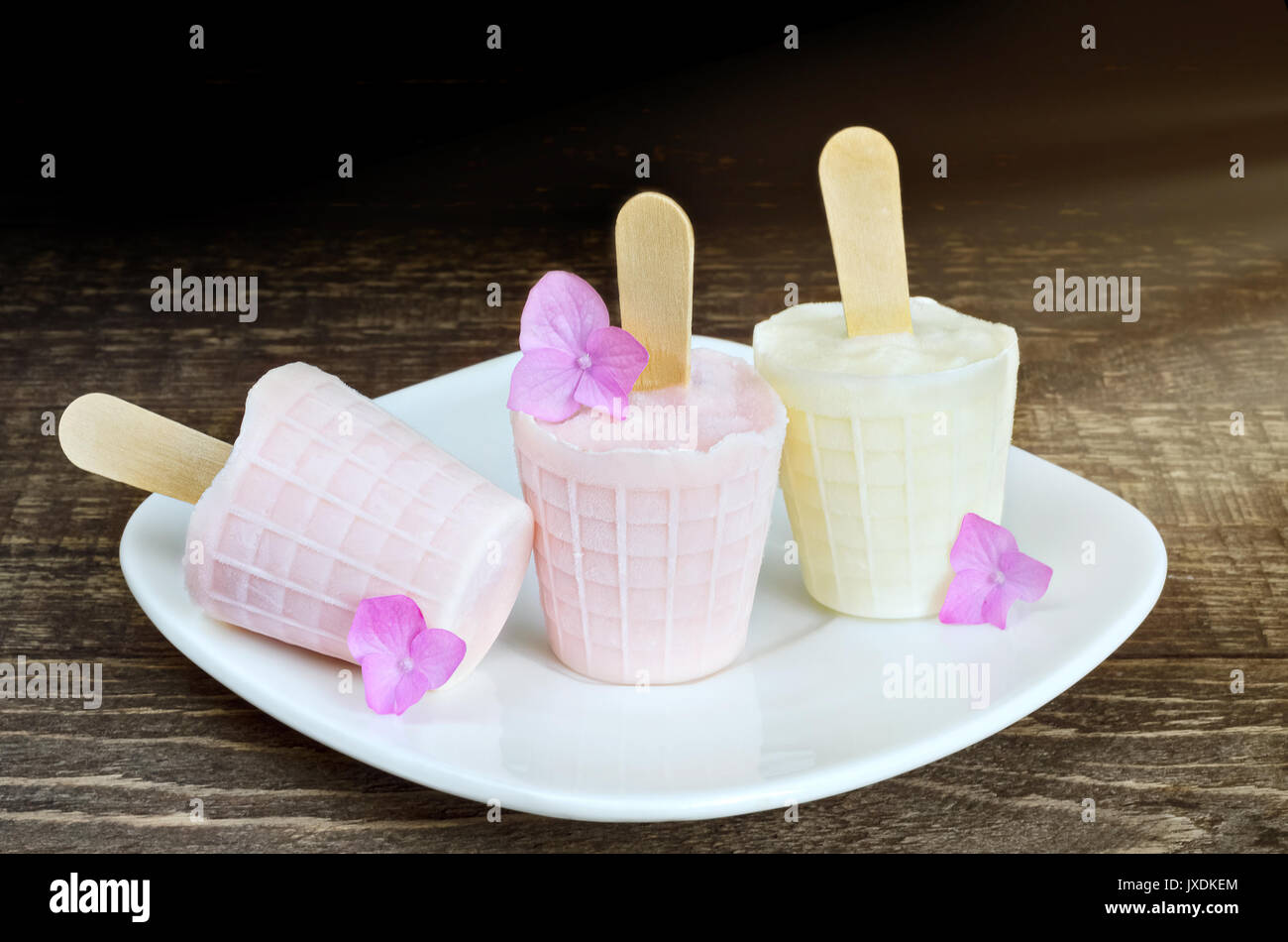 Frozen yogurt for kids Stock Photo Alamy