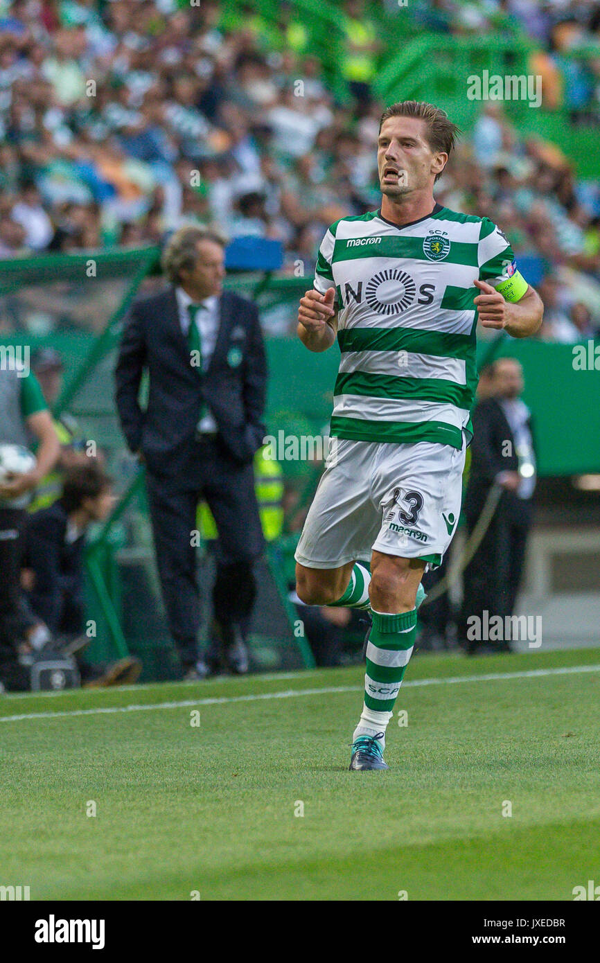 Lisbon, Portugal. 15th Aug, 2017. Steauas forward from Romania Denis Alibec  (7) in action during the game Sporting CP v FC Steaua Bucuresti Credit:  Alexandre Sousa/Alamy Live News Stock Photo - Alamy