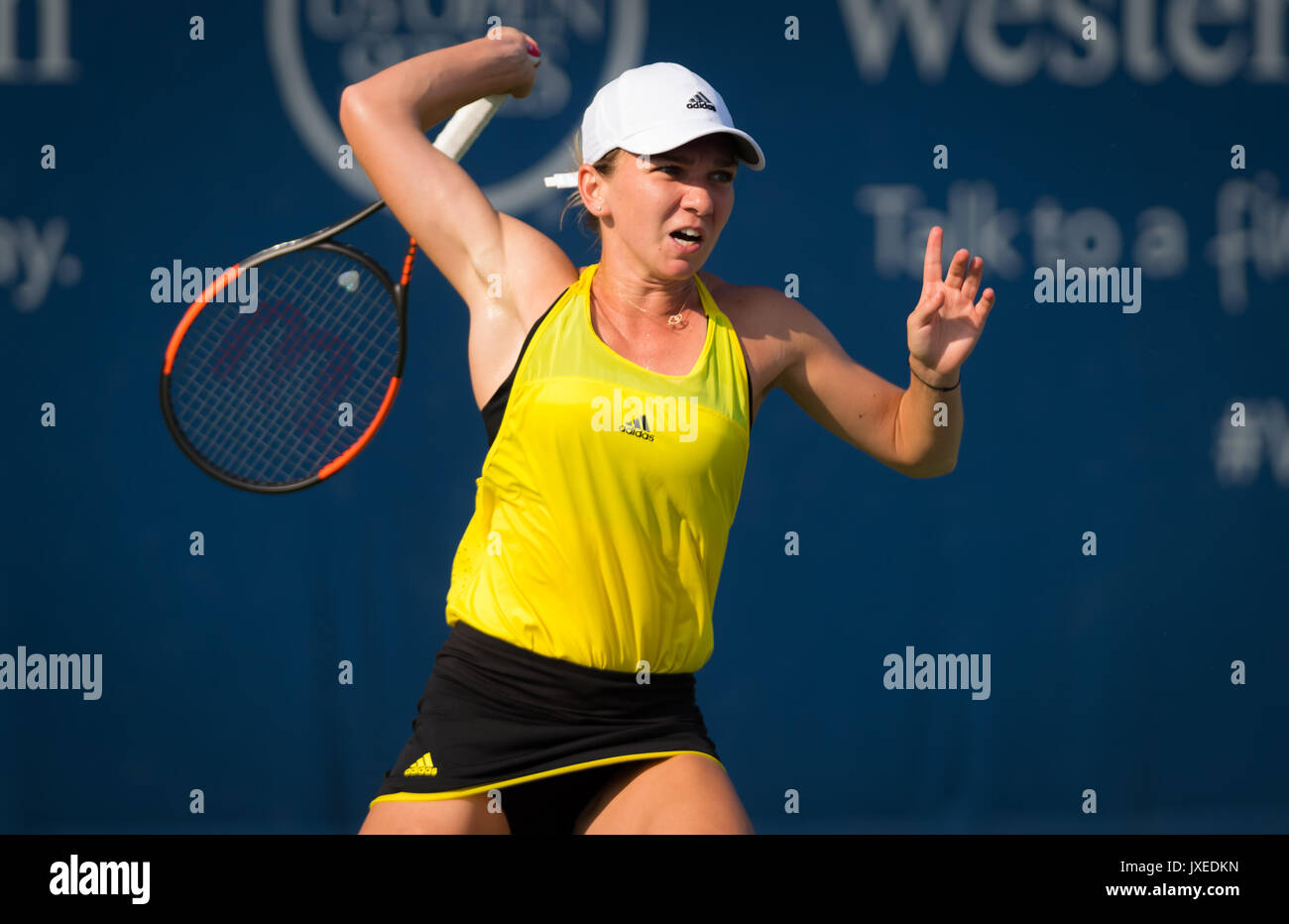 Cincinnati, United States. 15 August, 2017. Simona Halep of Romania at the  2017 Western & Southern Open WTA Premier 5 tennis tournament Credit:  Jimmie48 Photography/Alamy Live News Stock Photo - Alamy