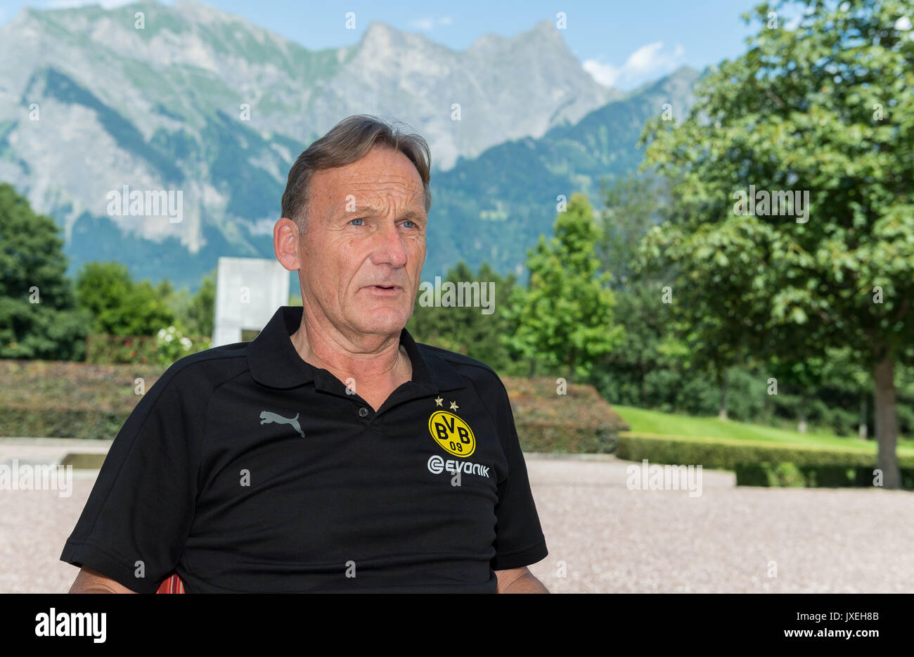 Bad Ragaz, Switzerland. 30th July, 2017. Hans-Joachim Watzke, CEO of  Borussia Dortmund, speaking during an interview in Bad Ragaz, Switzerland,  30 July 2017. Photo: Guido Kirchner/dpa/Alamy Live News Stock Photo - Alamy