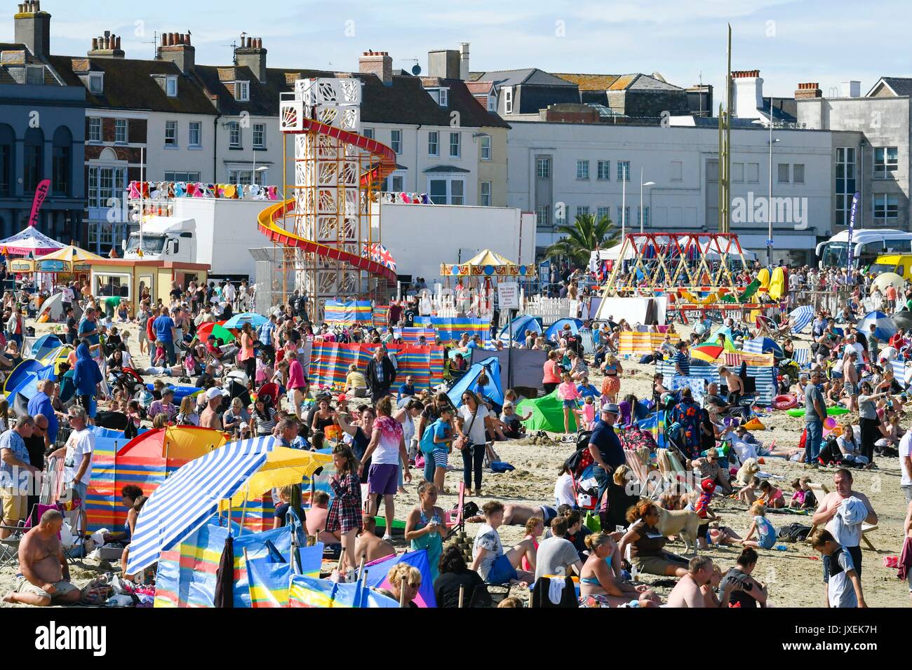 Weymouth, Dorset, UK. 16th Aug, 2017. UK Weather. Holidaymakers and