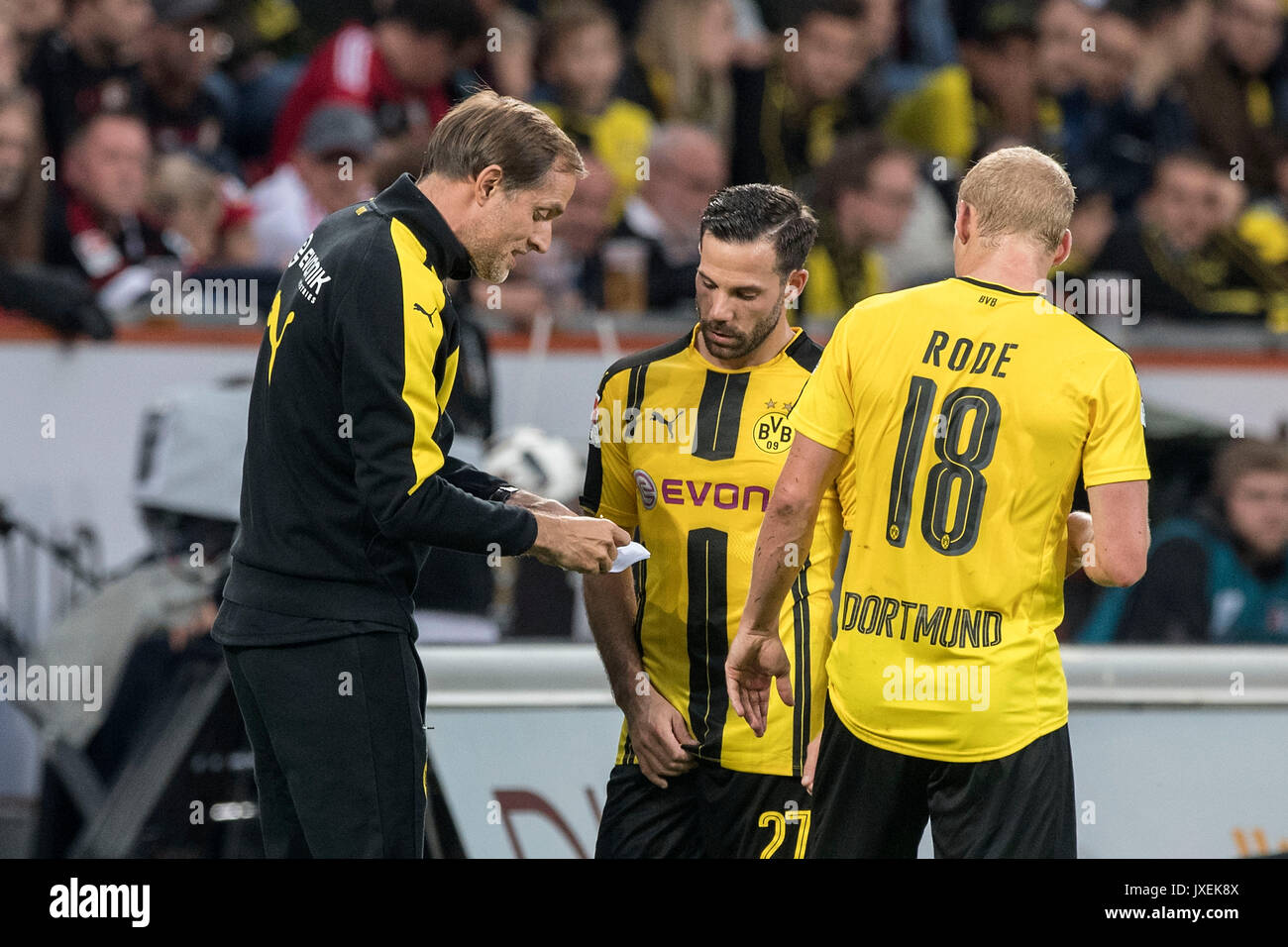 Leverkusen, Deutschland. 01st Oct, 2016. Trainer Thomas TUCHEL (DO)(l.) gibt am Spielfeldrand seinen Spielern Sebastian RODE (DO)(r.) und Gonzalo CASTRO (DO) schriftliche Anweisungen waehrend des Spiels; Zettel, schreiben, schreibt, schriftlich; Fussball 1. Bundesliga, 6. Spieltag, Bayer 04 Leverkusen (LEV) - Borussia Dortmund (DO) 2:0, am 01.10.2016 in Leverkusen/Deutschland. | Verwendung weltweit Credit: dpa/Alamy Live News Stock Photo