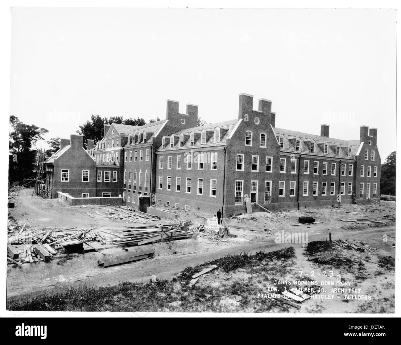 Alumni Memorial Residences Exterior of AMR looking west, 1923. Stock Photo