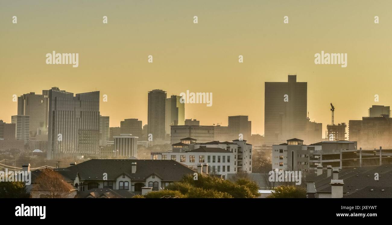 Dallas fort worth skyline hi-res stock photography and images - Alamy