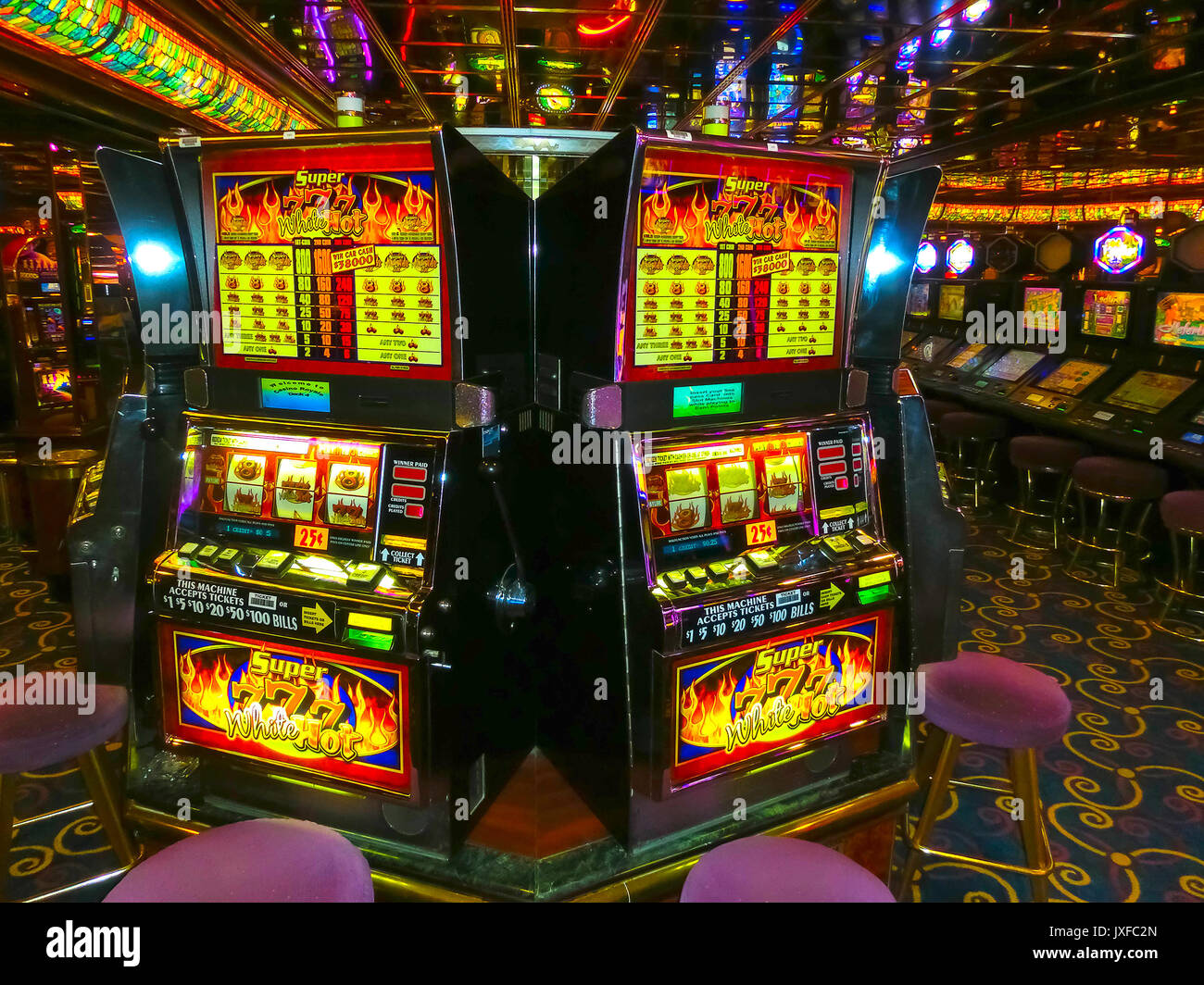 Cruise ship casino hi-res stock photography and images - Alamy