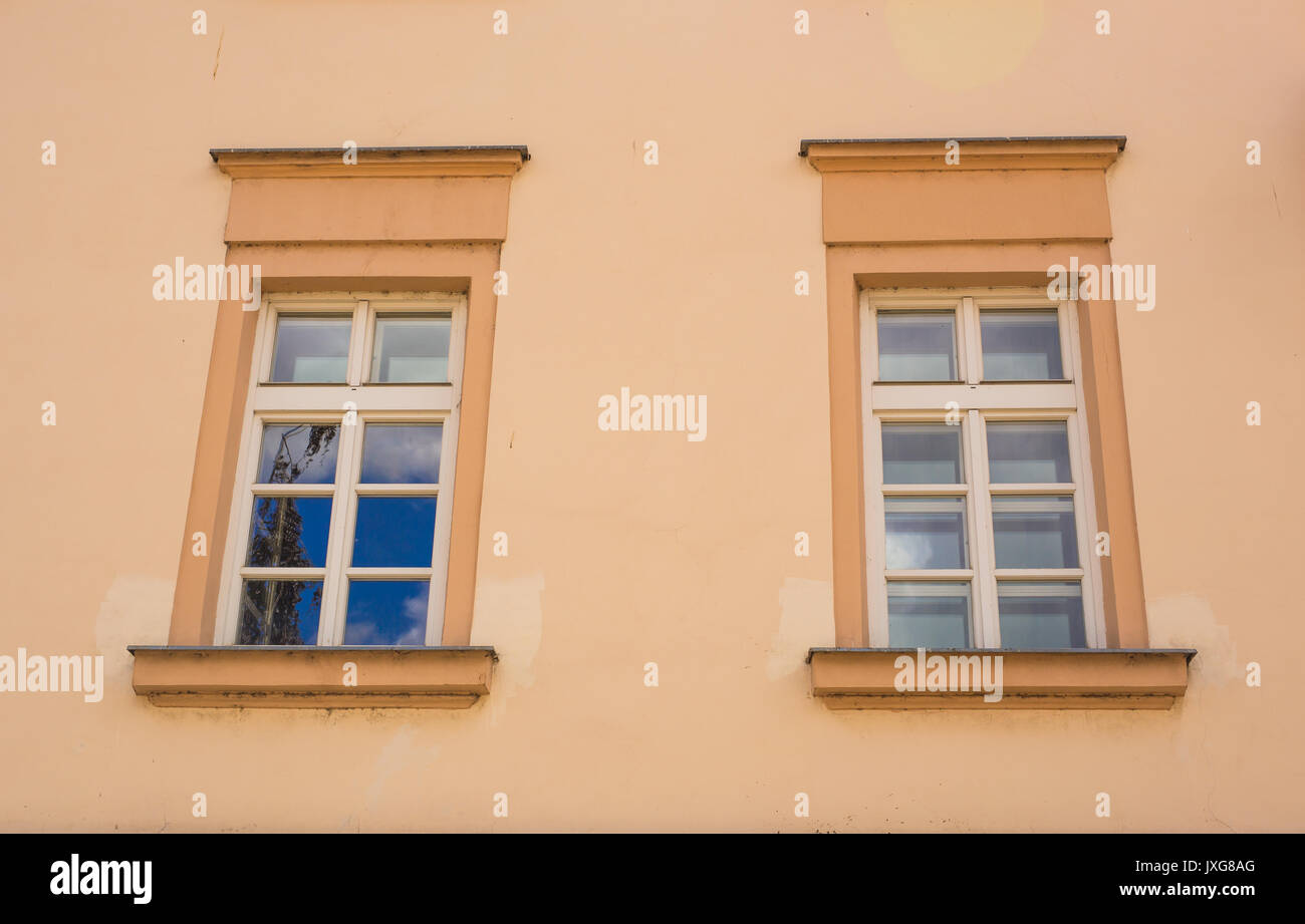 Bunch old wooden windows hi-res stock photography and images - Alamy