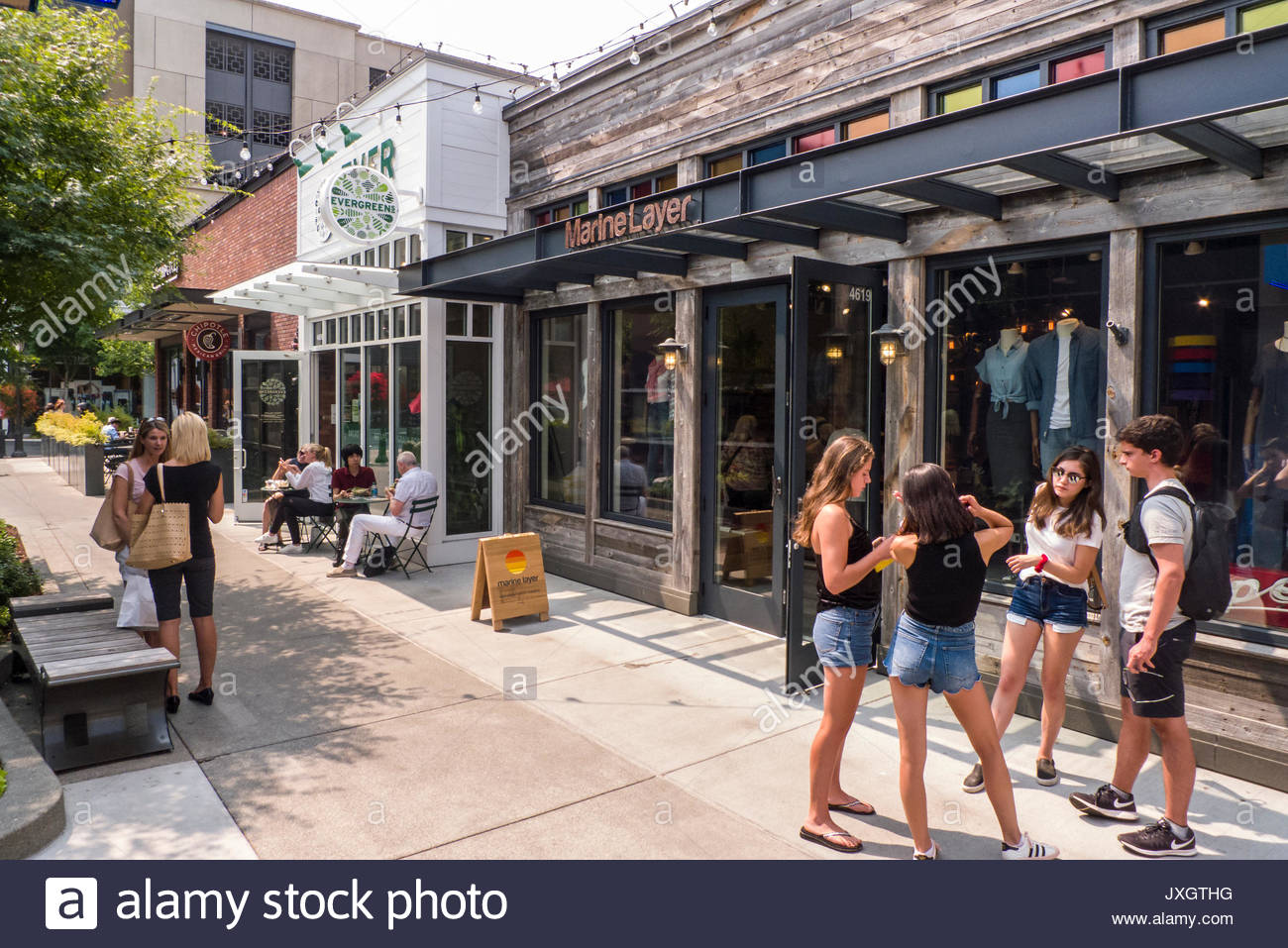 Upscale Lifestyle High Resolution Stock Photography and Images Alamy