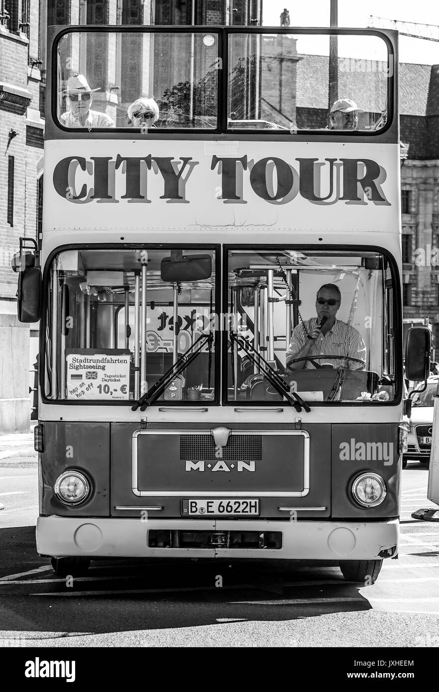 Berlin city tour berlin germany Black and White Stock Photos & Images